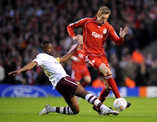 终结14连败！奇才官方：为回馈球迷，可领2.5美元巨无霸汉堡（止住14连败！奇才官宣回馈球迷：2.5美元可领巨无霸汉堡）