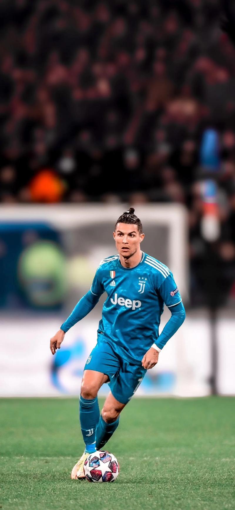 莫雷托：德罗西正在与瓦诺利竞争热那亚的帅位（莫雷托：德罗西与瓦诺利竞逐热那亚主帅一职）